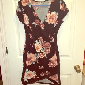 3/$20🔆Floral black dress 👗